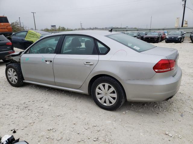 1VWAP7A37DC045133 - 2013 VOLKSWAGEN PASSAT S SILVER photo 2