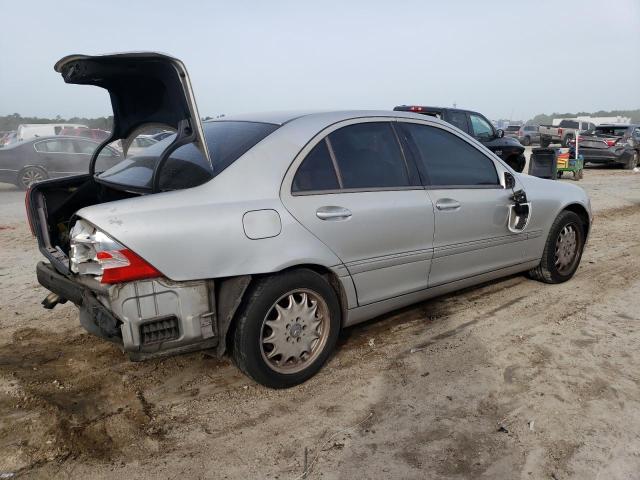 WDBRF64J23F375447 - 2003 MERCEDES-BENZ C 320 SILVER photo 3