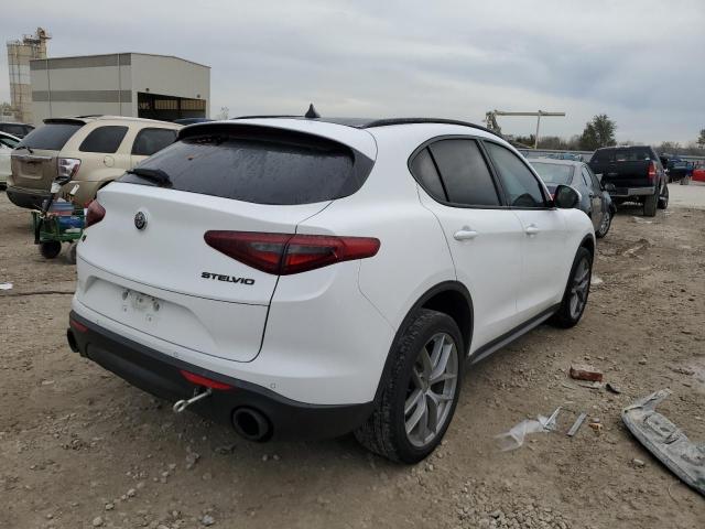 ZASFAKNN5J7C01013 - 2018 ALFA ROMEO STELVIO TI SPORT WHITE photo 3