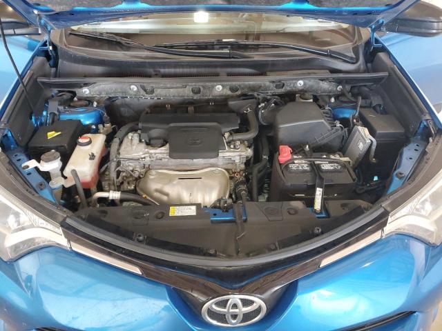 JTMBFREV8GJ072214 - 2016 TOYOTA RAV4 LE 蓝色 照片 12