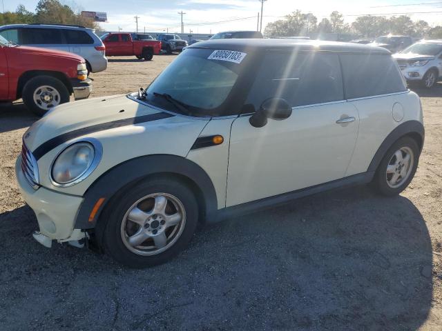 WMWSU3C57BT181828 - 2011 MINI COOPER CREAM photo 1