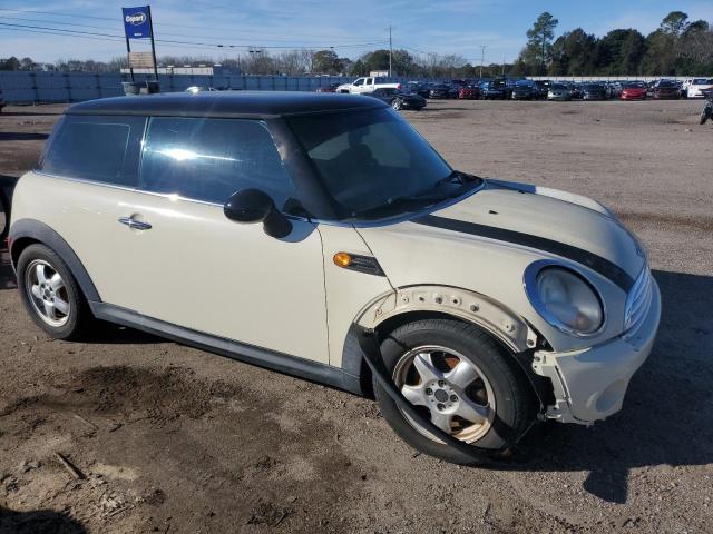 WMWSU3C57BT181828 - 2011 MINI COOPER CREAM photo 4