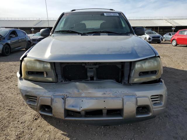 1GNDT13S722281062 - 2002 CHEVROLET TRAILBLAZE SILVER photo 5