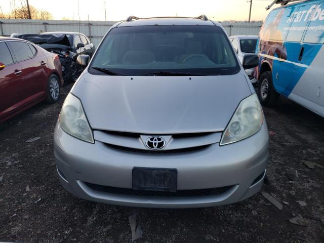 5TDZA23C26S504724 - 2006 TOYOTA SIENNA CE SILVER photo 5