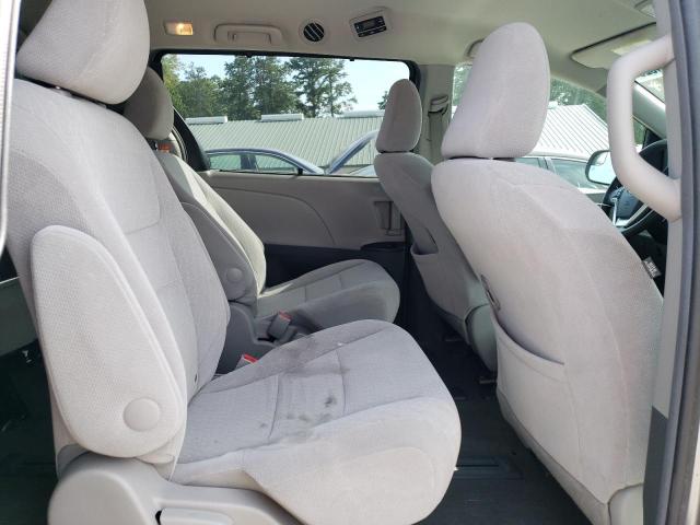 5TDJZ3DC2HS153357 - 2017 TOYOTA SIENNA LE 银色 照片 11