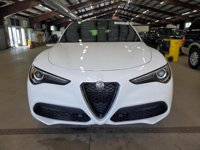 ZASPAKBN1N7D37461 - 2022 ALFA ROMEO STELVIO TI WHITE photo 5