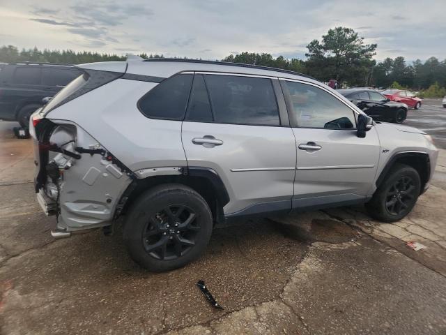 2T3W1RFV7PC214876 - 2023 TOYOTA RAV4 XLE ვერცხლისფერი ფოტო 3