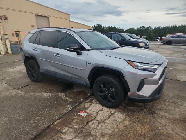 2T3W1RFV7PC214876 - 2023 TOYOTA RAV4 XLE ვერცხლისფერი ფოტო 4