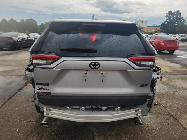 2T3W1RFV7PC214876 - 2023 TOYOTA RAV4 XLE ვერცხლისფერი ფოტო 6