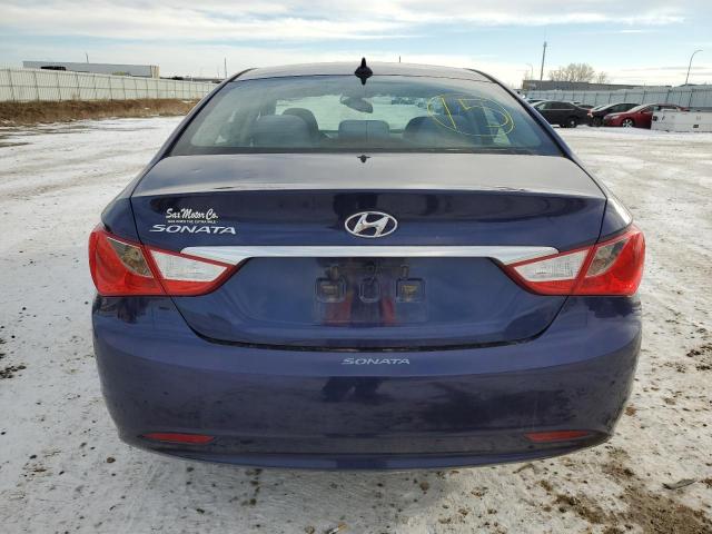 5NPEB4AC1DH635950 - 2013 HYUNDAI SONATA GLS BLUE photo 6