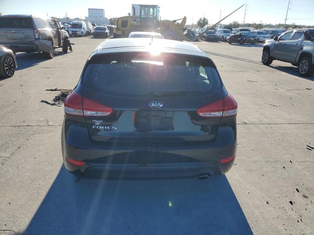 KNAFK5A81H5721218 - 2017 KIA FORTE LX BLACK photo 6