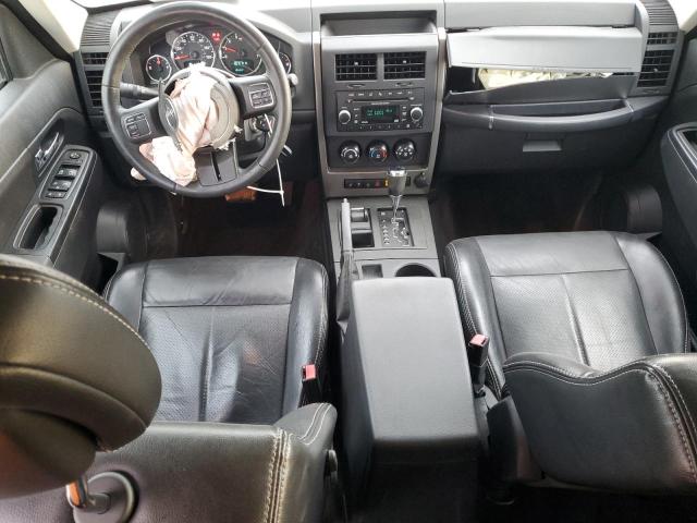 1C4PJMAK2CW196334 - 2012 JEEP LIBERTY SPORT WHITE photo 8