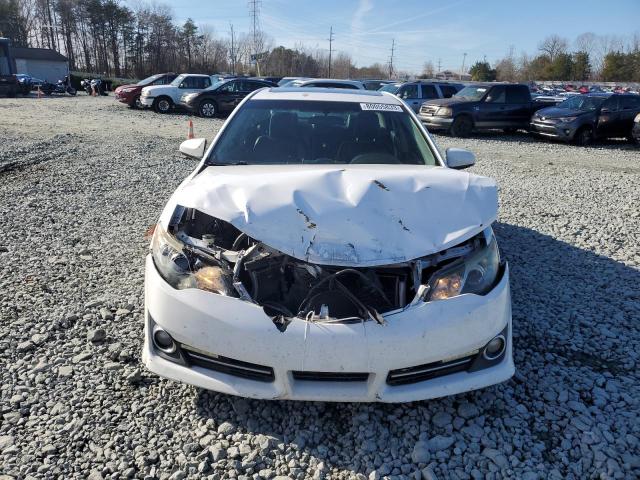 4T1BF1FK6CU184424 - 2012 TOYOTA CAMRY BASE WHITE photo 5