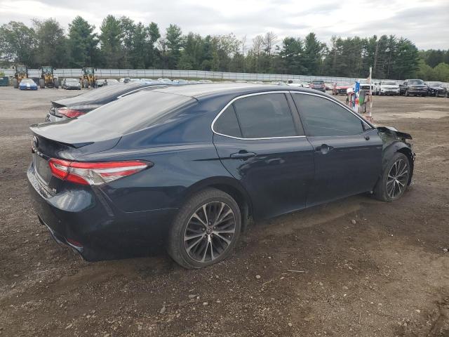 4T1B11HK6JU552321 - 2018 TOYOTA CAMRY L BLUE photo 3