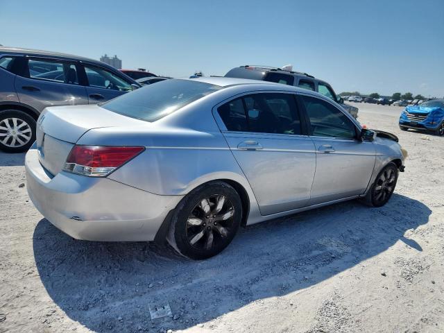 1HGCP26849A026188 - 2009 HONDA ACCORD EXL SILVER photo 3