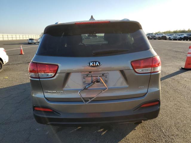 5XYPG4A39GG019368 - 2016 KIA SORENTO LX GRAY photo 6