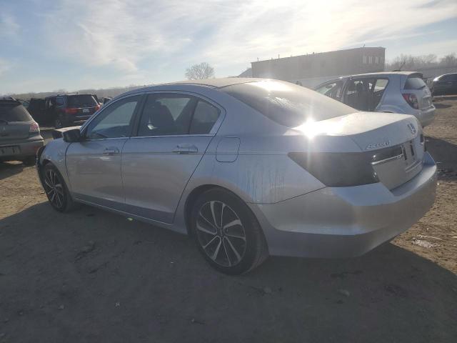 1HGCP2F66CA159489 - 2012 HONDA ACCORD SE SILVER photo 2