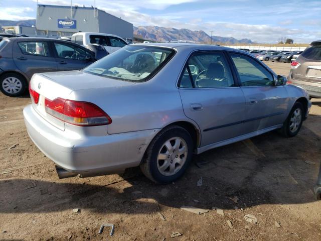 1HGCG65821A026428 - 2001 HONDA ACCORD EX SILVER photo 3