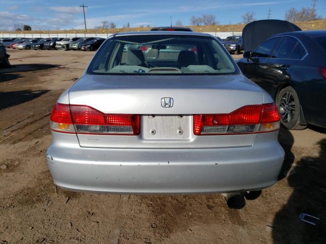 1HGCG65821A026428 - 2001 HONDA ACCORD EX SILVER photo 6