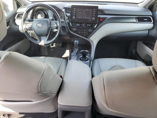 4T1G11AK0NU661556 - 2022 TOYOTA CAMRY SE 灰色 照片 8