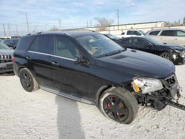 4JGDA5HB9FA599612 - 2015 MERCEDES-BENZ ML 350 4MATIC BLACK photo 4