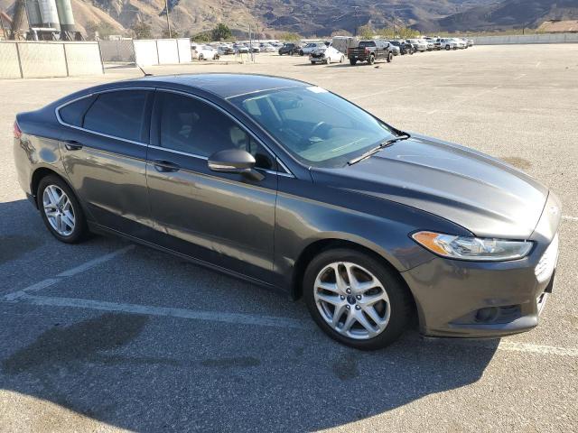 3FA6P0HD7FR115187 - 2015 FORD FUSION SE GRAY photo 4