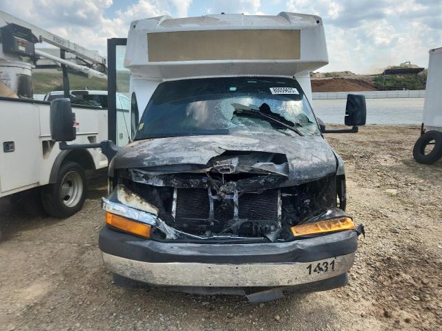 1HA3GSCG9HN005995 - 2017 CHEVROLET EXPRESS G3 Ақ фото 5