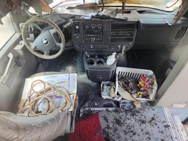 1HA3GSCG9HN005995 - 2017 CHEVROLET EXPRESS G3 Ақ фото 8