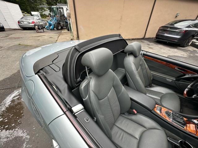 WDBSK75F43F045337 - 2003 MERCEDES-BENZ SL 500R GRAY photo 6