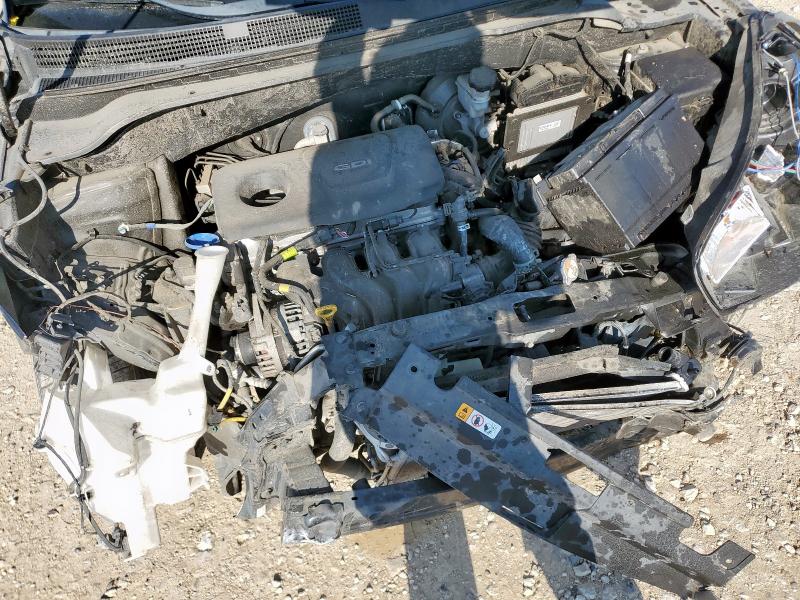 KNDJN2A29J7544944 - 2018 KIA SOUL შავი ფოტო 11