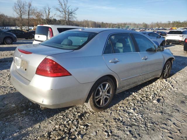 1HGCM56827A079303 - 2007 HONDA ACCORD EX SILVER photo 3