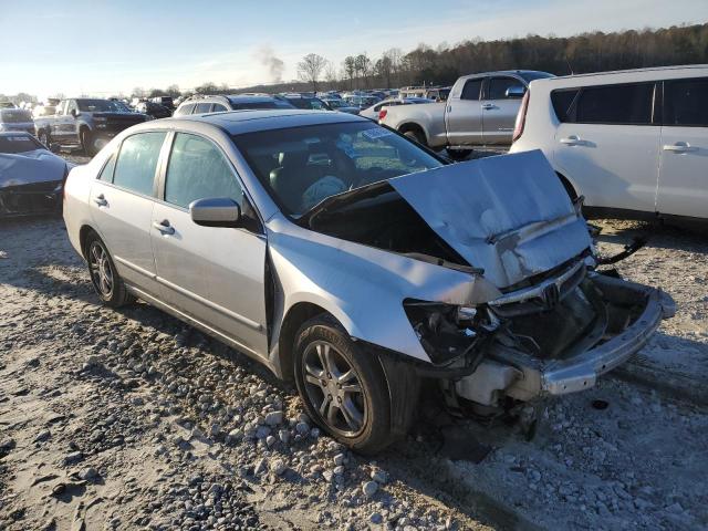 1HGCM56827A079303 - 2007 HONDA ACCORD EX SILVER photo 4