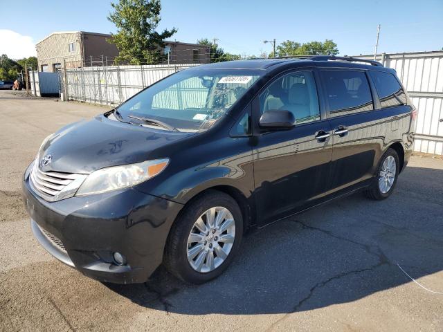 2015 TOYOTA SIENNA XLE, 