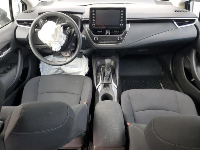 5YFBPMBE4MP269506 - 2021 TOYOTA COROLLA LE Серебристый фото 8