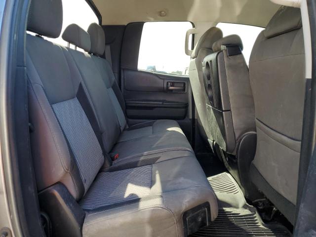 5TFUM5F17FX062000 - 2015 TOYOTA TUNDRA DOUBLE CAB SR/SR5 GRAY photo 10