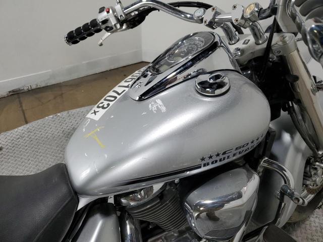 JS1VS55A3K7100418 - 2019 SUZUKI VL800 M SILVER photo 10