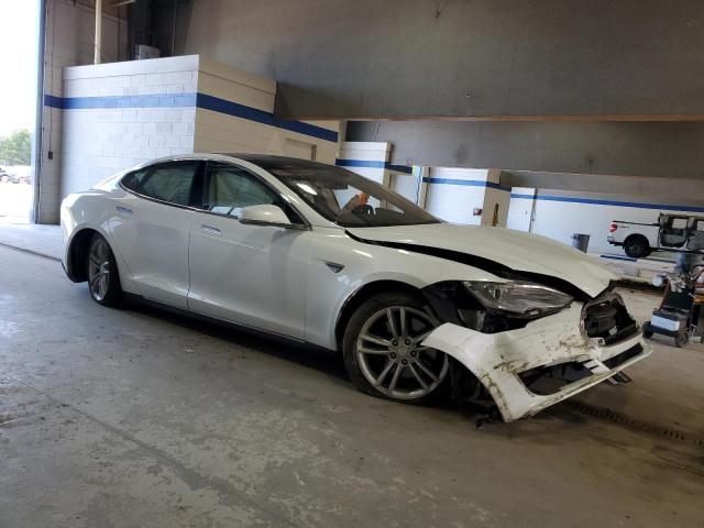 5YJSA1H16EFP52903 - 2014 TESLA MODEL S WHITE photo 4