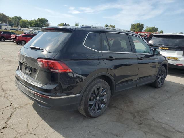 3VV3B7AX4NM092408 - 2022 VOLKSWAGEN TIGUAN SE BLACK photo 3