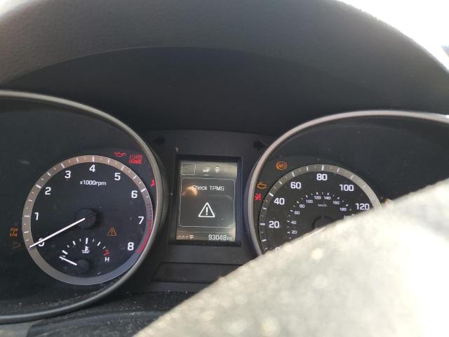 5XYZTDLB9HG474036 - 2017 HYUNDAI SANTA FE S SILVER photo 9