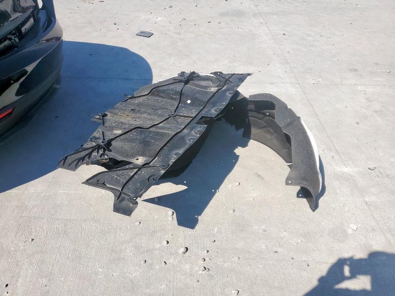 5YJ3E1EA4SF031276 - 2025 TESLA MODEL 3 BLACK photo 12