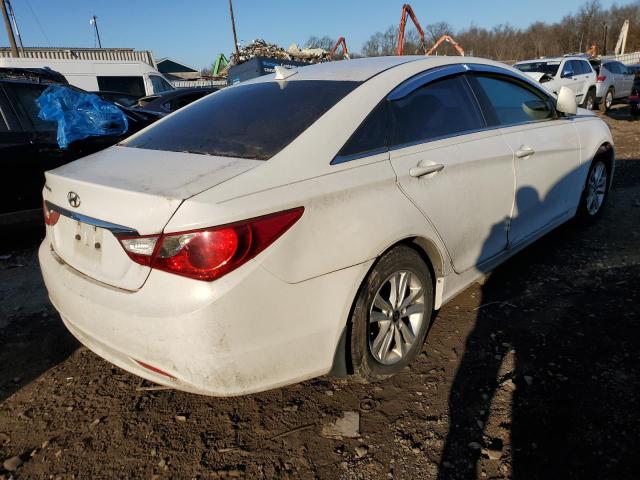 5NPEB4AC2BH300760 - 2011 HYUNDAI SONATA GLS WHITE photo 3