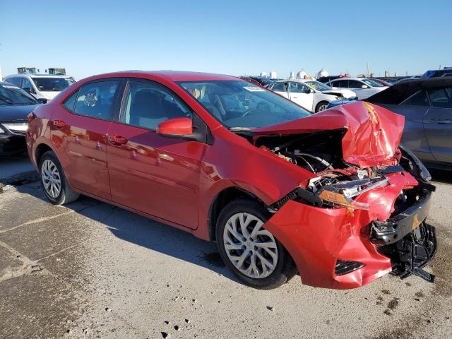 5YFBURHE5JP790775 - 2018 TOYOTA COROLLA L RED photo 4