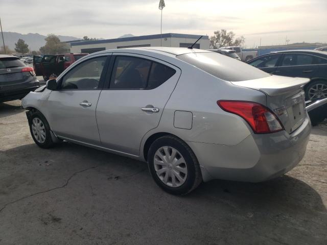 3N1CN7AP8CL828973 - 2012 NISSAN VERSA S SILVER photo 2