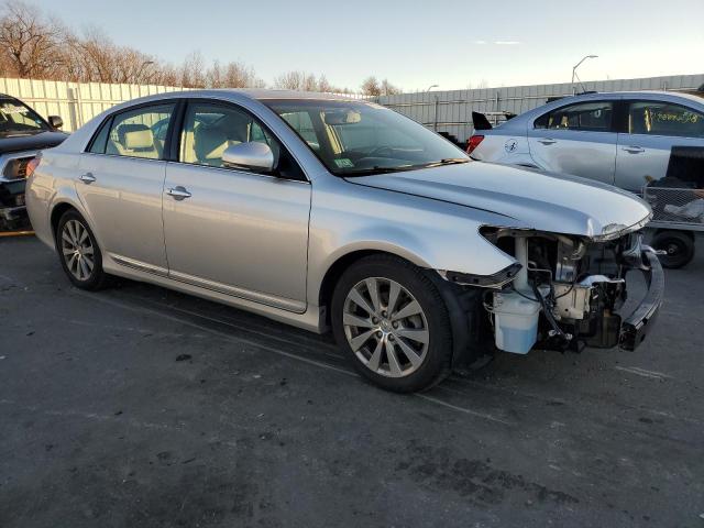 4T1BK3DB8CU468096 - 2012 TOYOTA AVALON BASE SILVER photo 4