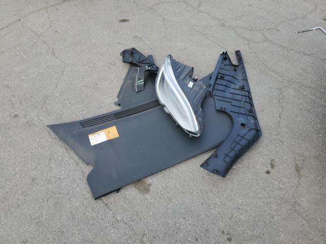 5YJSA1E23JF284135 - 2018 TESLA MODEL S Սպիտակ լուսանկար 12