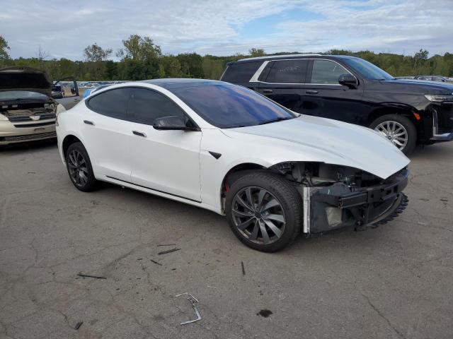 5YJSA1E23JF284135 - 2018 TESLA MODEL S Սպիտակ լուսանկար 4