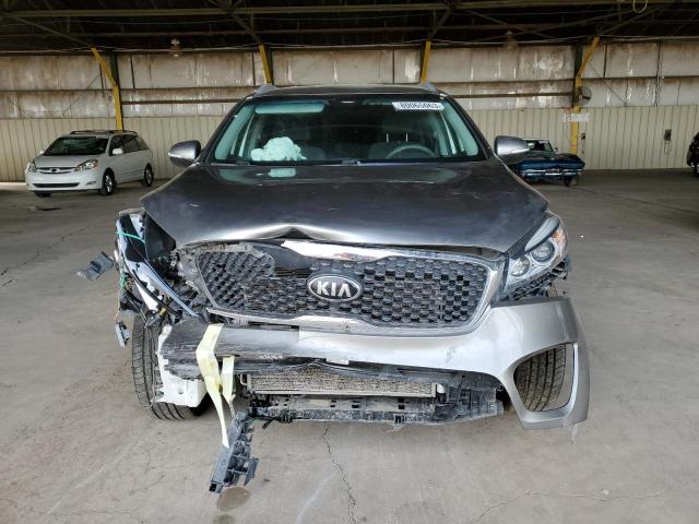 5XYPG4A34JG367117 - 2018 KIA SORENTO LX SILVER photo 5