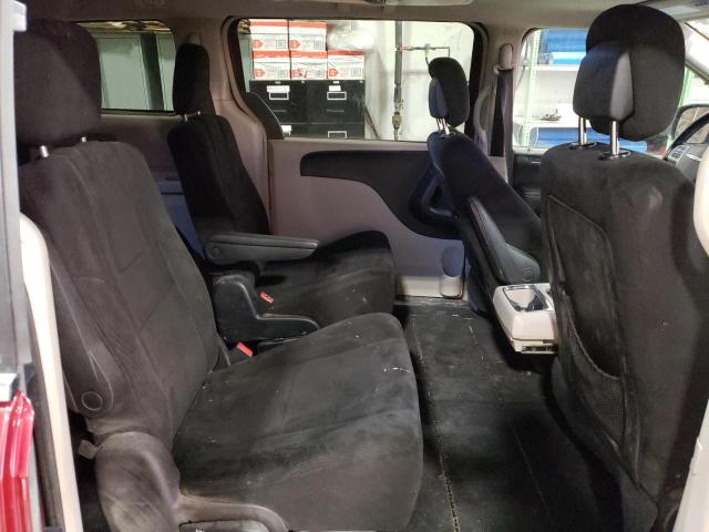 2C4RC1BG0CR216438 - 2012 CHRYSLER TOWN & COU TOURING RED photo 11