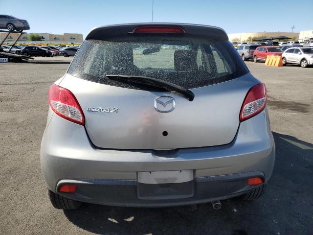 JM1DE1HZ3B0103735 - 2011 MAZDA MAZDA2 SILVER photo 6