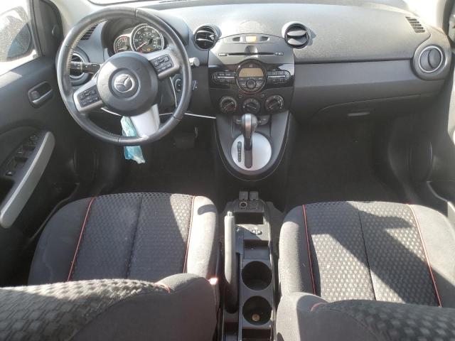 JM1DE1HZ3B0103735 - 2011 MAZDA MAZDA2 SILVER photo 8